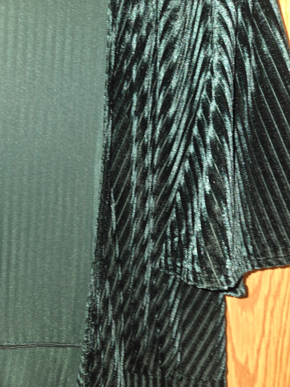 Simplee Apparel Emerald Green Velvet Wrap Maxi Dress with Tie - Picture 3 of 7